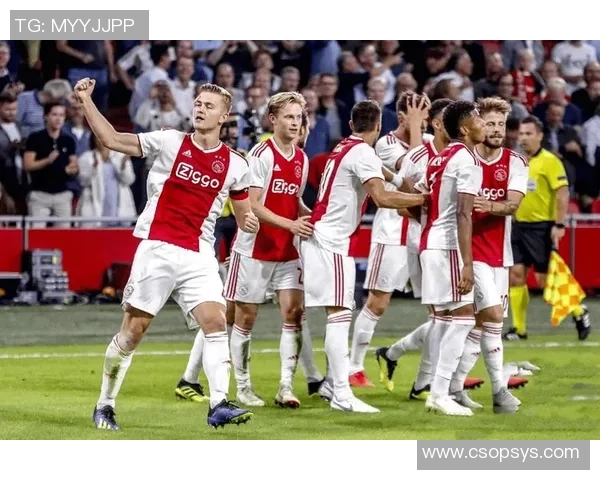 费耶诺德与锡塔德幸运的激烈对决揭示足球魅力与战术智慧的碰撞